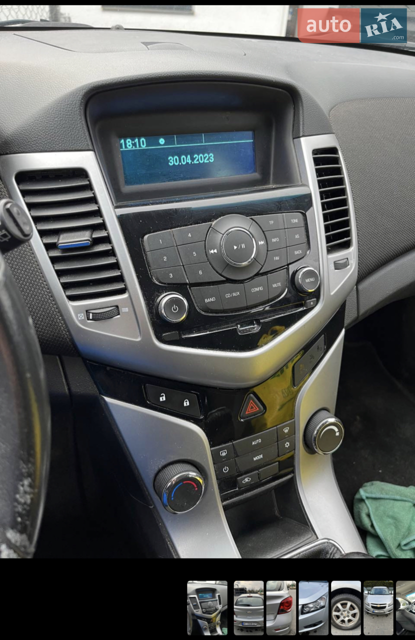 2012 Chevrolet Cruze - мініатюра 17