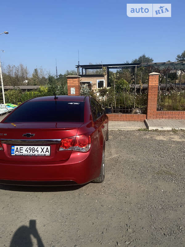 Седан Chevrolet Cruze 2011 в Кривому Розі