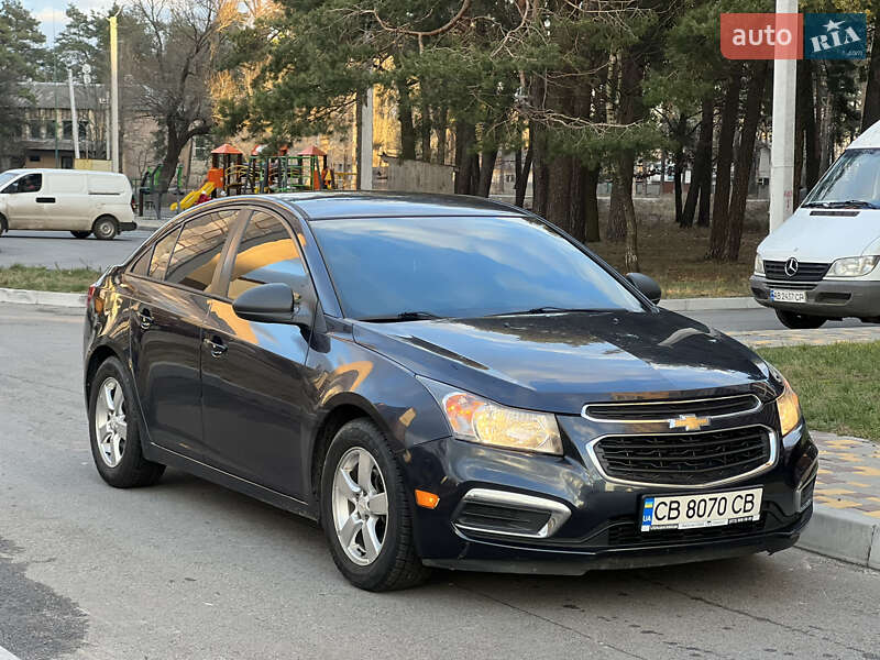 Седан Chevrolet Cruze 2015 в Чернигове