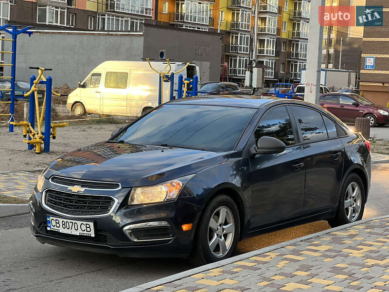 Седан Chevrolet Cruze 2015 в Чернигове