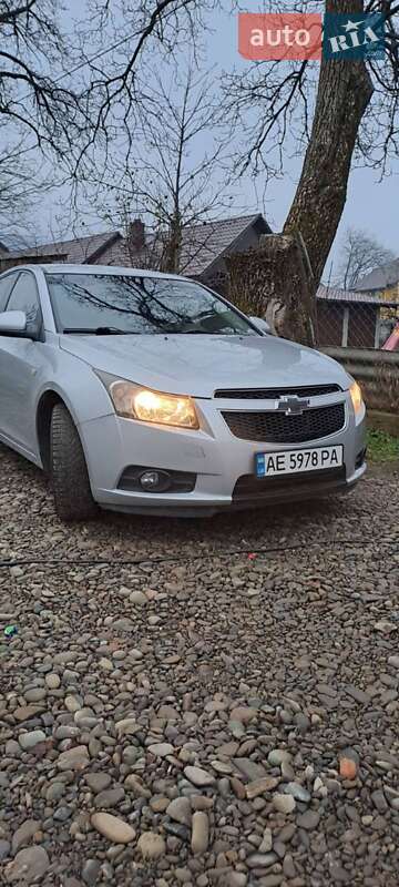 Седан Chevrolet Cruze 2009 в Тячеве