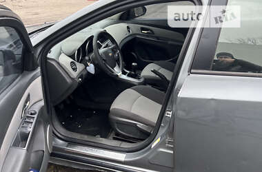 Седан Chevrolet Cruze 2010 в 