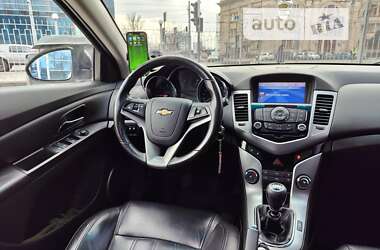Седан Chevrolet Cruze 2012 в Харькове