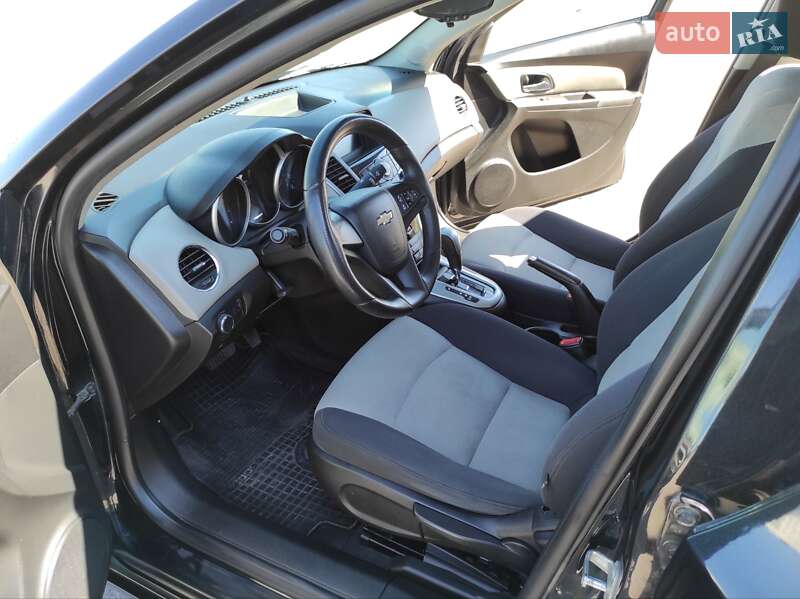 Седан Chevrolet Cruze 2014 в Запорожье