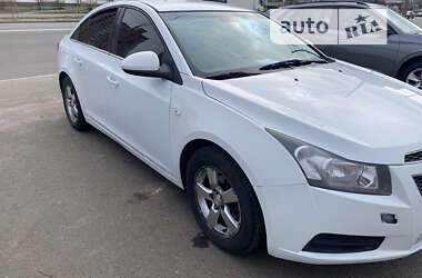 Седан Chevrolet Cruze 2014 в Киеве