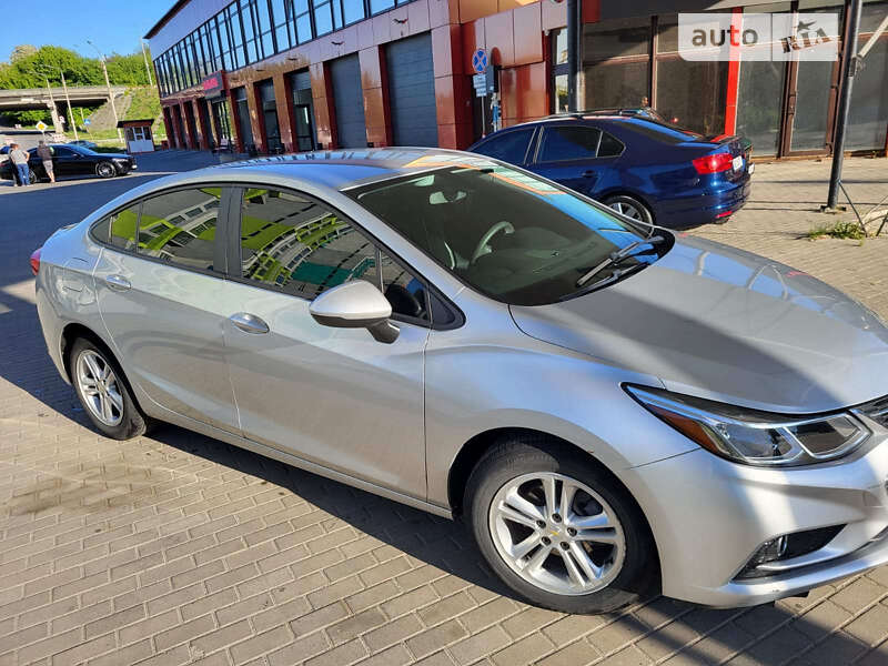 Седан Chevrolet Cruze 2019 в Дніпрі