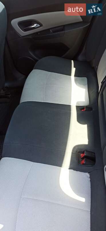 Седан Chevrolet Cruze 2011 в Одессе