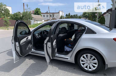 Седан Chevrolet Cruze 2011 в Кременчуці