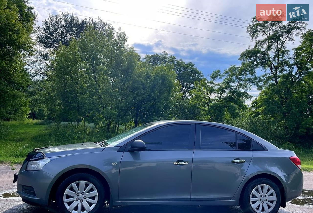 2010 Chevrolet Cruze - мініатюра 6