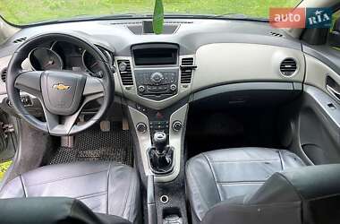 Седан Chevrolet Cruze 2009 в Чернігові