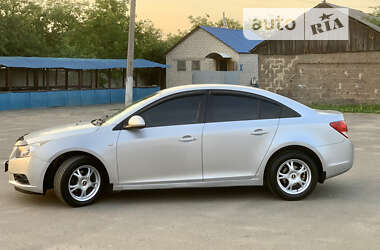 Седан Chevrolet Cruze 2011 в Кролевце