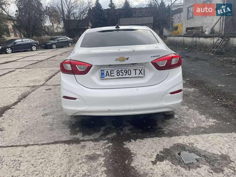 Седан Chevrolet Cruze 2016 в Дніпрі
