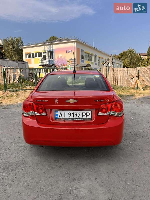 Седан Chevrolet Cruze 2014 в Києві