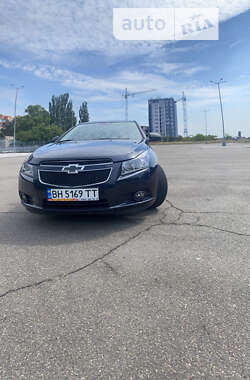 Седан Chevrolet Cruze 2015 в Николаеве