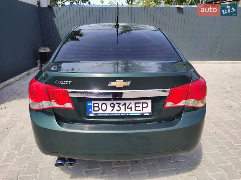 Седан Chevrolet Cruze 2013 в Тернополе