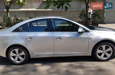 Седан Chevrolet Cruze 2011 в Одесі