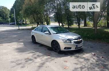 Седан Chevrolet Cruze 2011 в Тернополе