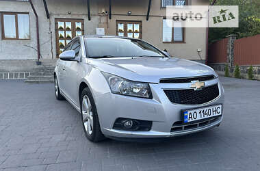 Седан Chevrolet Cruze 2012 в Ужгороде