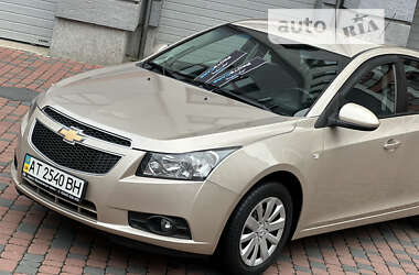 Седан Chevrolet Cruze 2011 в Ивано-Франковске