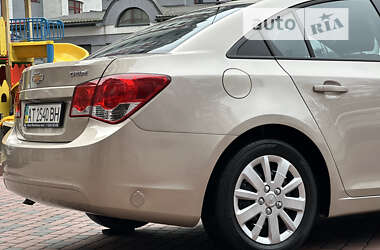 Седан Chevrolet Cruze 2011 в Ивано-Франковске