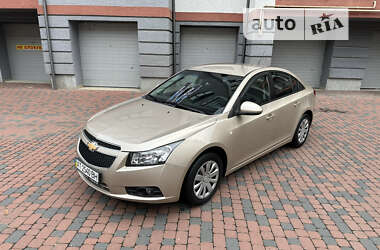 Седан Chevrolet Cruze 2011 в Ивано-Франковске