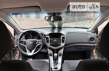 Седан Chevrolet Cruze 2011 в Ивано-Франковске