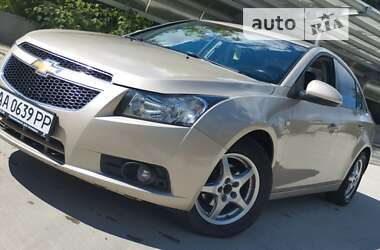 Седан Chevrolet Cruze 2012 в Киеве