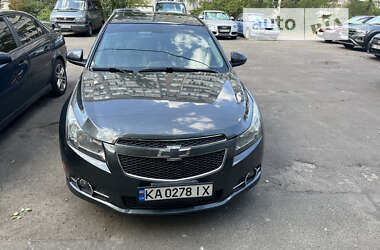 Седан Chevrolet Cruze 2012 в Києві