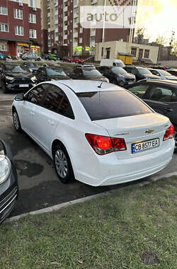 Седан Chevrolet Cruze 2014 в Києві