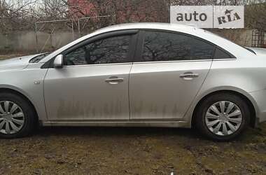 Седан Chevrolet Cruze 2012 в Корнині