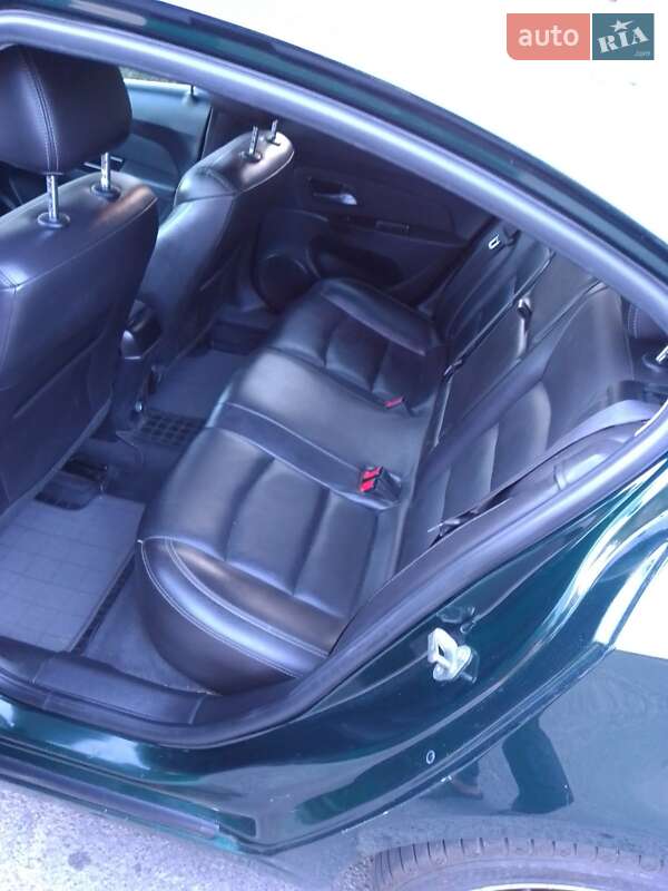 Седан Chevrolet Cruze 2014 в Богуславе