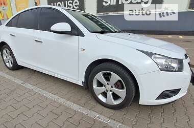 Седан Chevrolet Cruze 2010 в Киеве