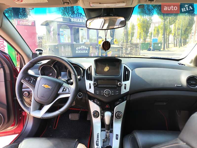 Седан Chevrolet Cruze 2014 в Києві
