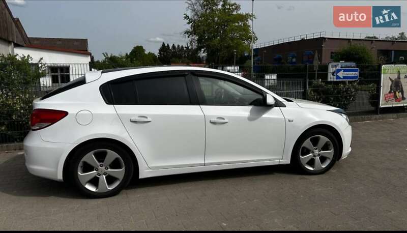 Хетчбек Chevrolet Cruze 2011 в Запоріжжі