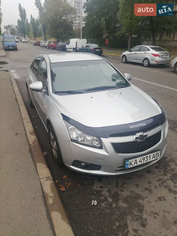 Седан Chevrolet Cruze 2013 в Києві