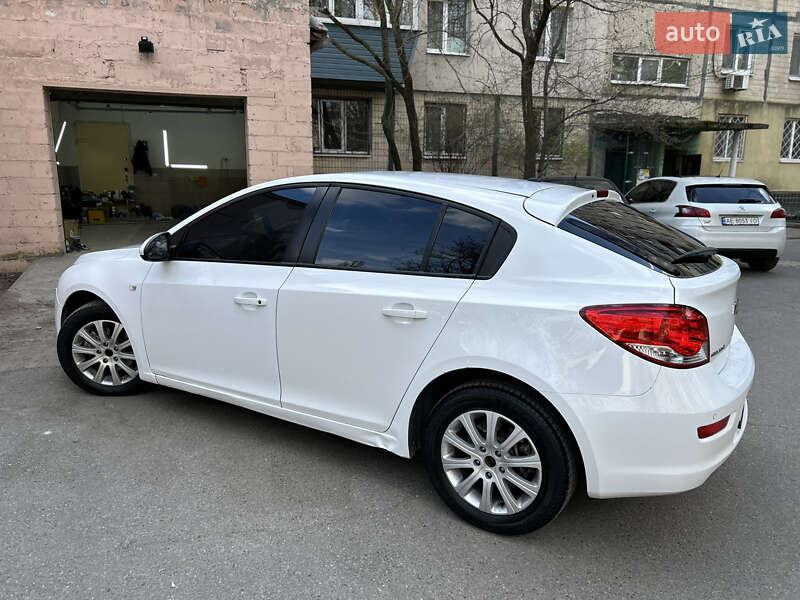 Хетчбек Chevrolet Cruze 2012 в Дніпрі