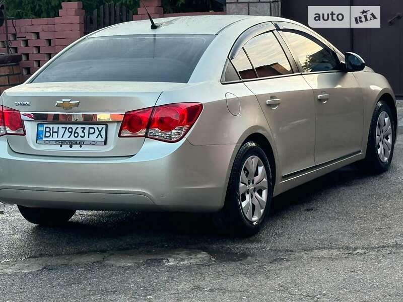 Седан Chevrolet Cruze 2014 в Одессе