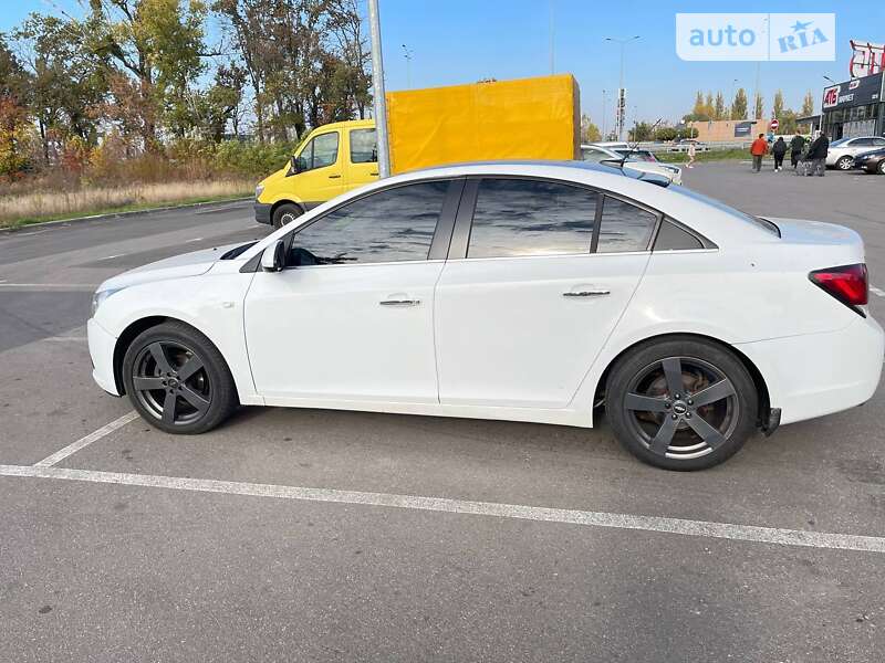Седан Chevrolet Cruze 2010 в Борисполі