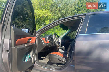 Седан Chevrolet Cruze 2011 в Житомире
