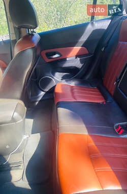 Седан Chevrolet Cruze 2011 в Житомире