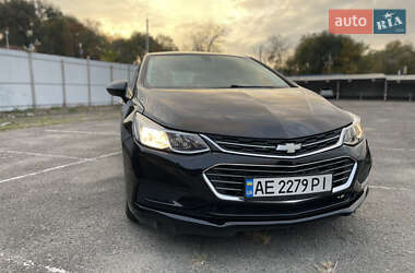 Седан Chevrolet Cruze 2018 в Днепре