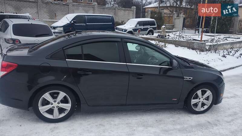 Седан Chevrolet Cruze 2014 в Дніпрі