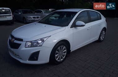 Хэтчбек Chevrolet Cruze 2014 в Черновцах