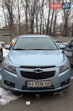 Хэтчбек Chevrolet Cruze 2012 в Вишневом