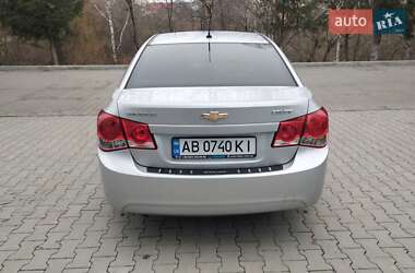 Седан Chevrolet Cruze 2009 в Виннице