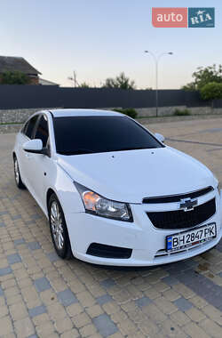 Седан Chevrolet Cruze 2011 в Волочиську