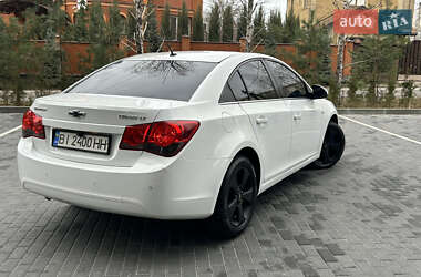 Седан Chevrolet Cruze 2010 в Полтаве