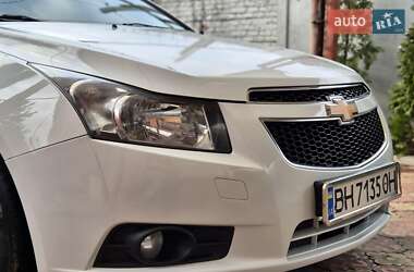 Седан Chevrolet Cruze 2011 в Запоріжжі