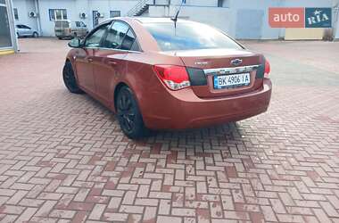 Седан Chevrolet Cruze 2012 в Рівному