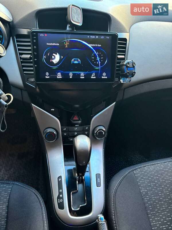 Седан Chevrolet Cruze 2014 в Івано-Франківську